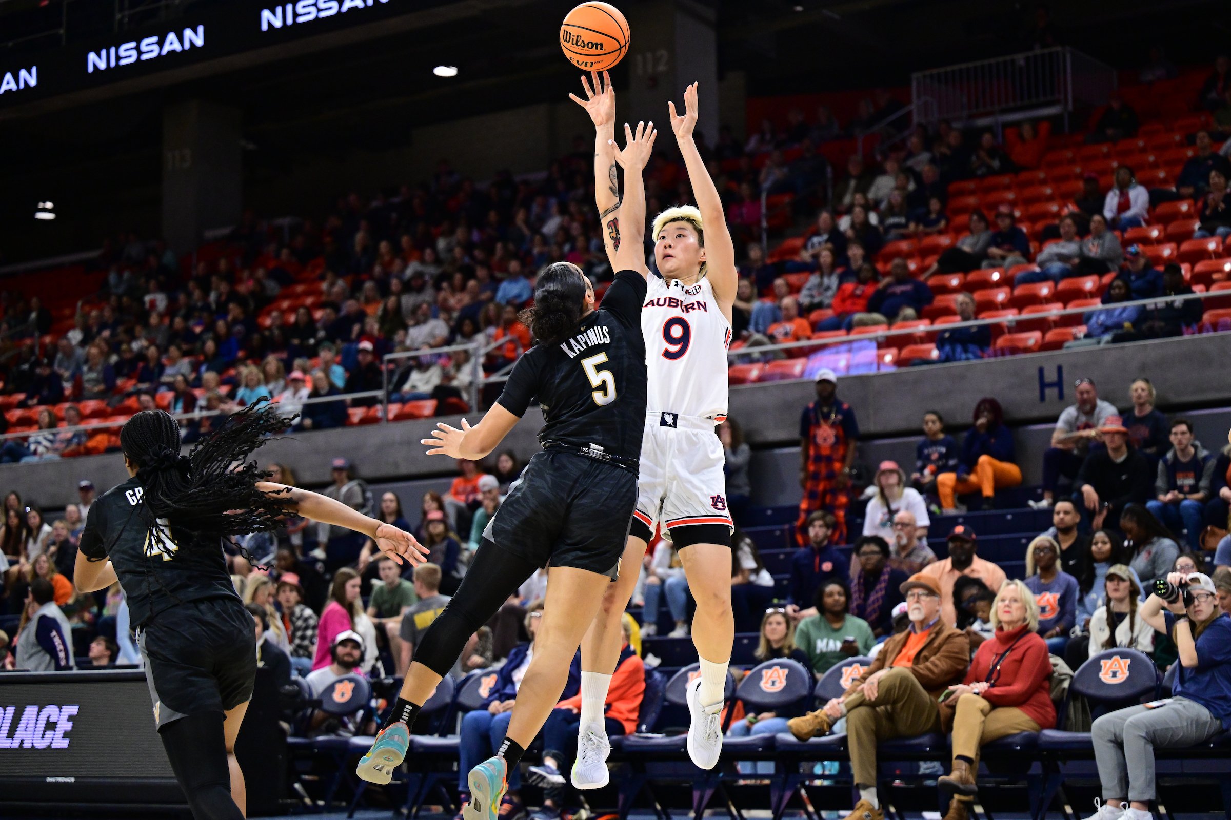  征戰(zhàn)NCAA！鄧雨婷：不太喜歡被稱為“李夢接班人” 未來想進(jìn)WNBA
