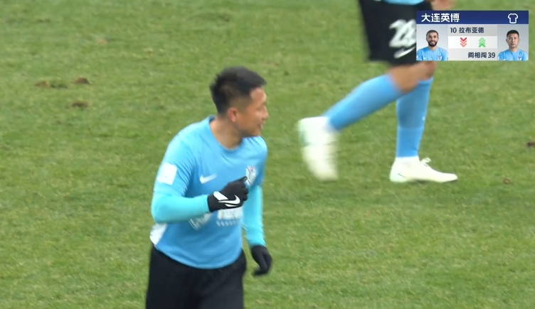  隊長來了！38歲閻相闖替補登場，上演賽季&重返中超首秀！