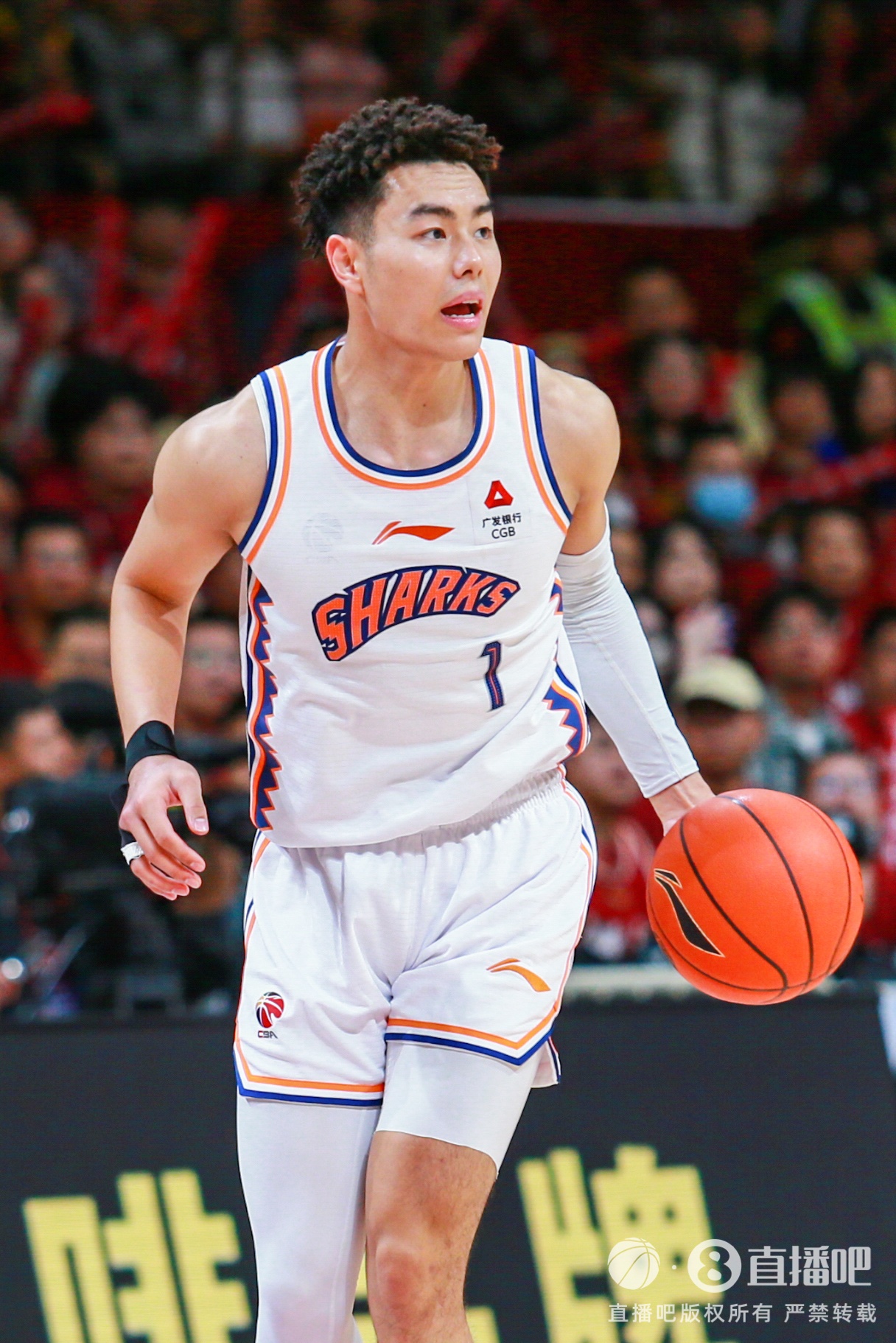  狀態(tài)火熱！李添榮15投10中&三分12中7 得到28分3板2助
