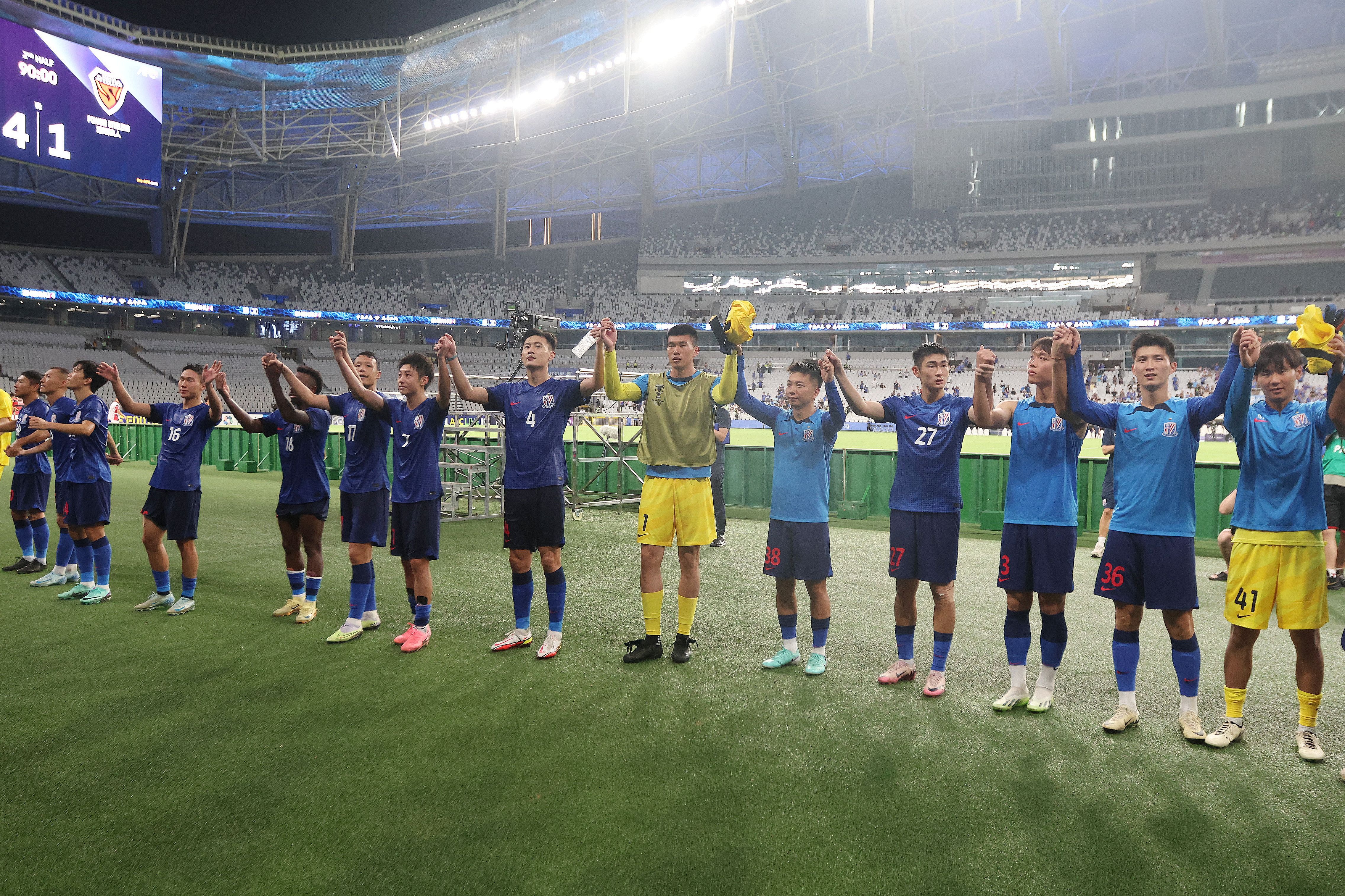  記者：我們跟日本足球有全方位差距，客戰(zhàn)日本球隊0勝絕非偶然